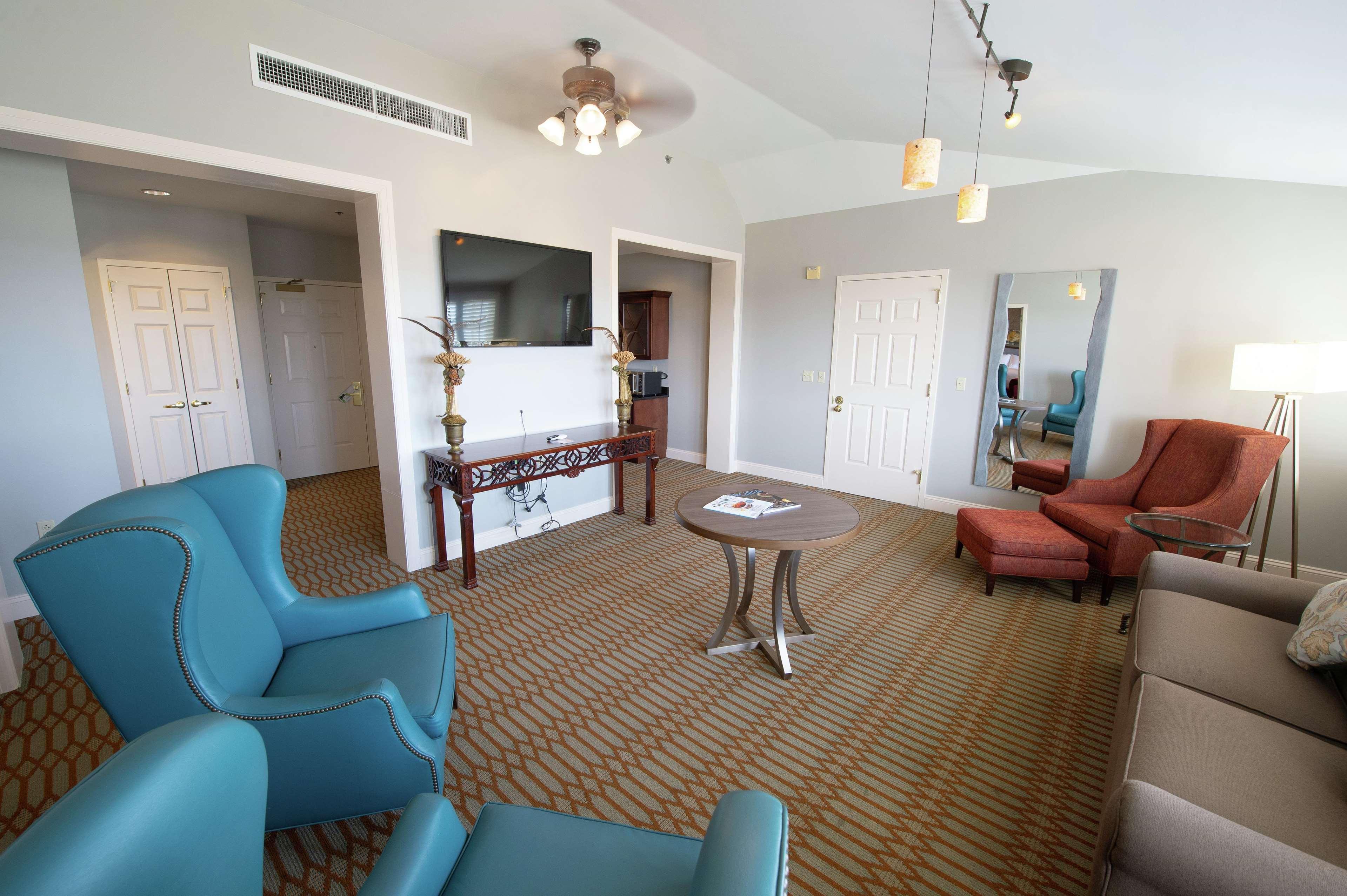 Virginia Crossings Hotel, Tapestry Collection By Hilton Glen Allen Zewnętrze zdjęcie