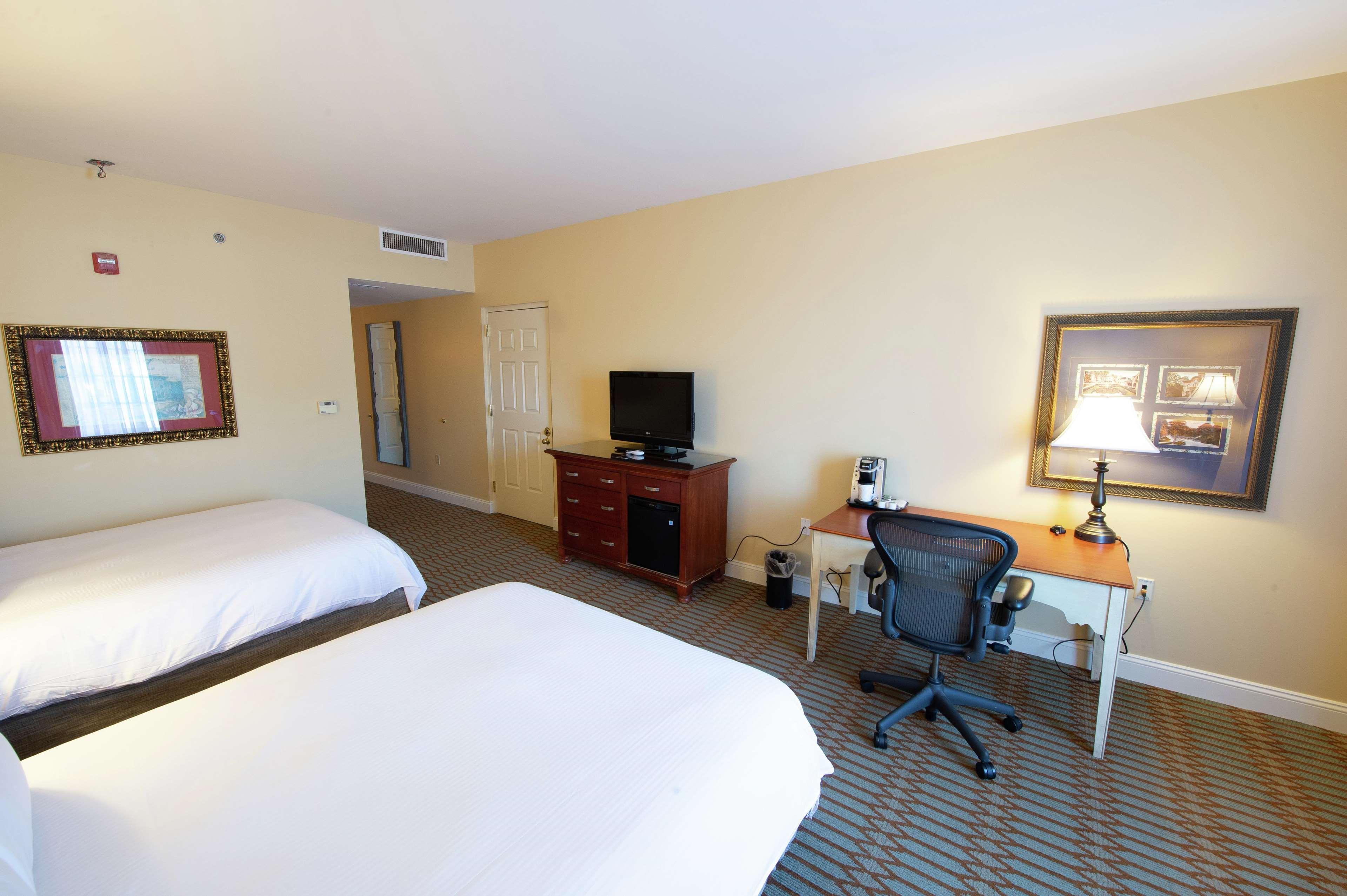 Virginia Crossings Hotel, Tapestry Collection By Hilton Glen Allen Zewnętrze zdjęcie